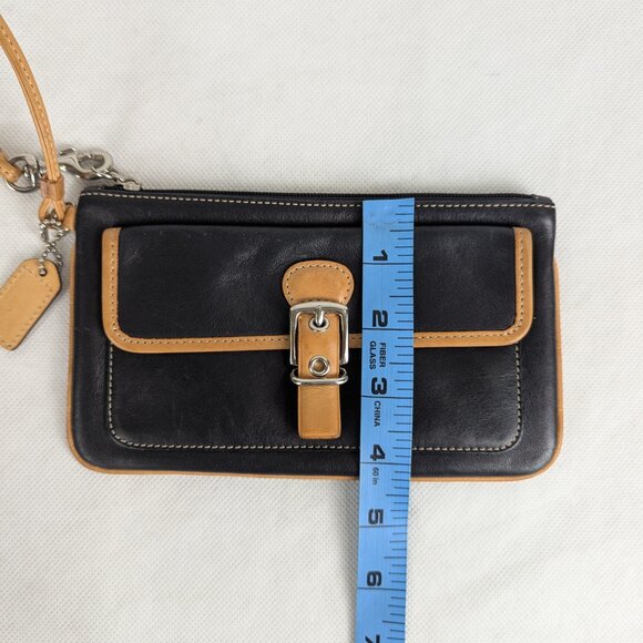 Coach Leather Wristlet Clutch Pouch Black Tan Buckle Accent "4 x 7.5" - Picture 13 of 14